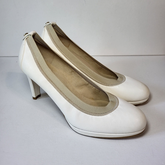 Stuart Weitzman Ivory Nude Neutral Bridal Heels Women's Size 37.5 - Picture 1 of 11